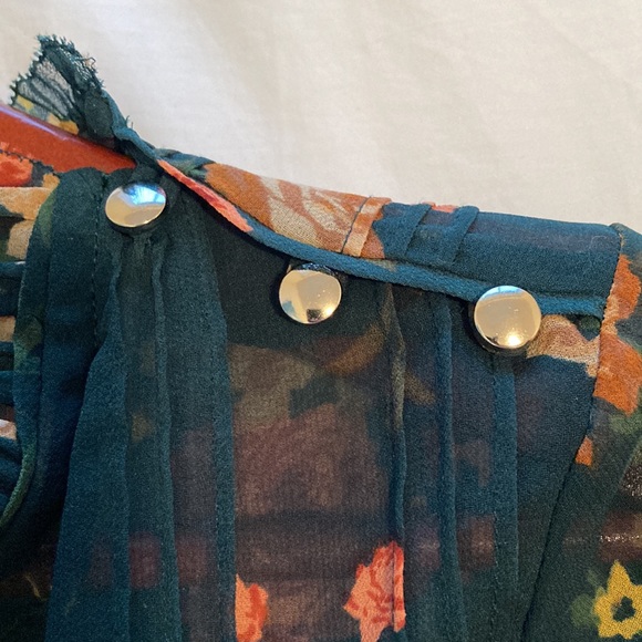 Aritzia - Wilfred Lourdes Blouse - Picture 7 of 7